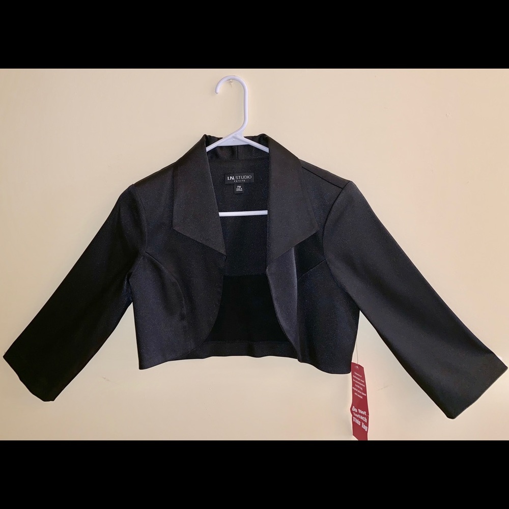 Cropped Blazer